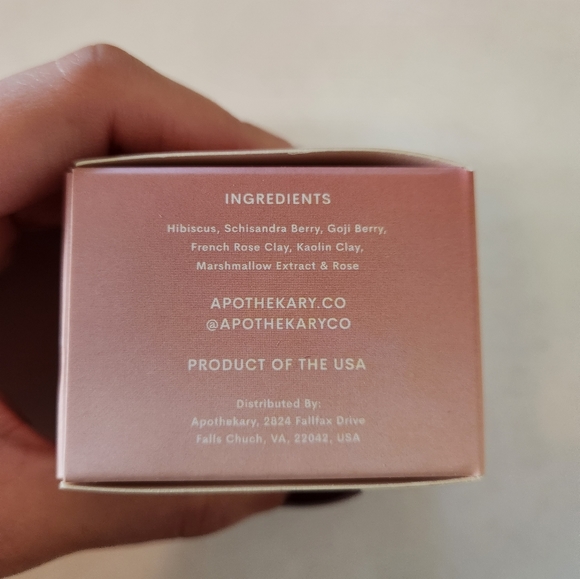 Apothekary Peak Bloom Exfoliating Rose Clay Mask - Picture 3 of 4